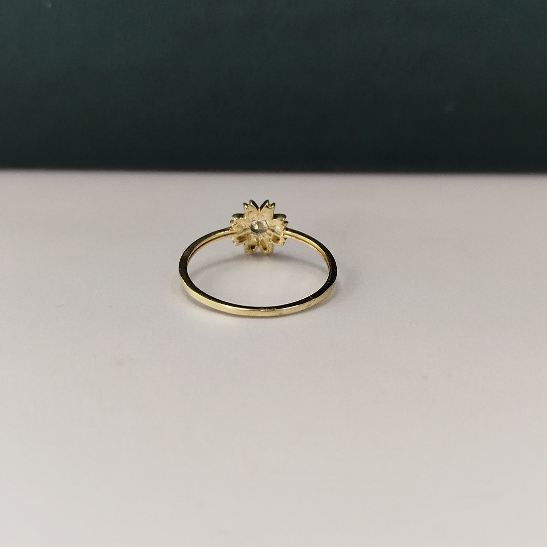 ANILLOS FIG FLOR CON CIRCONIAS 14K TALLA 7 1 GR (NUEVO)