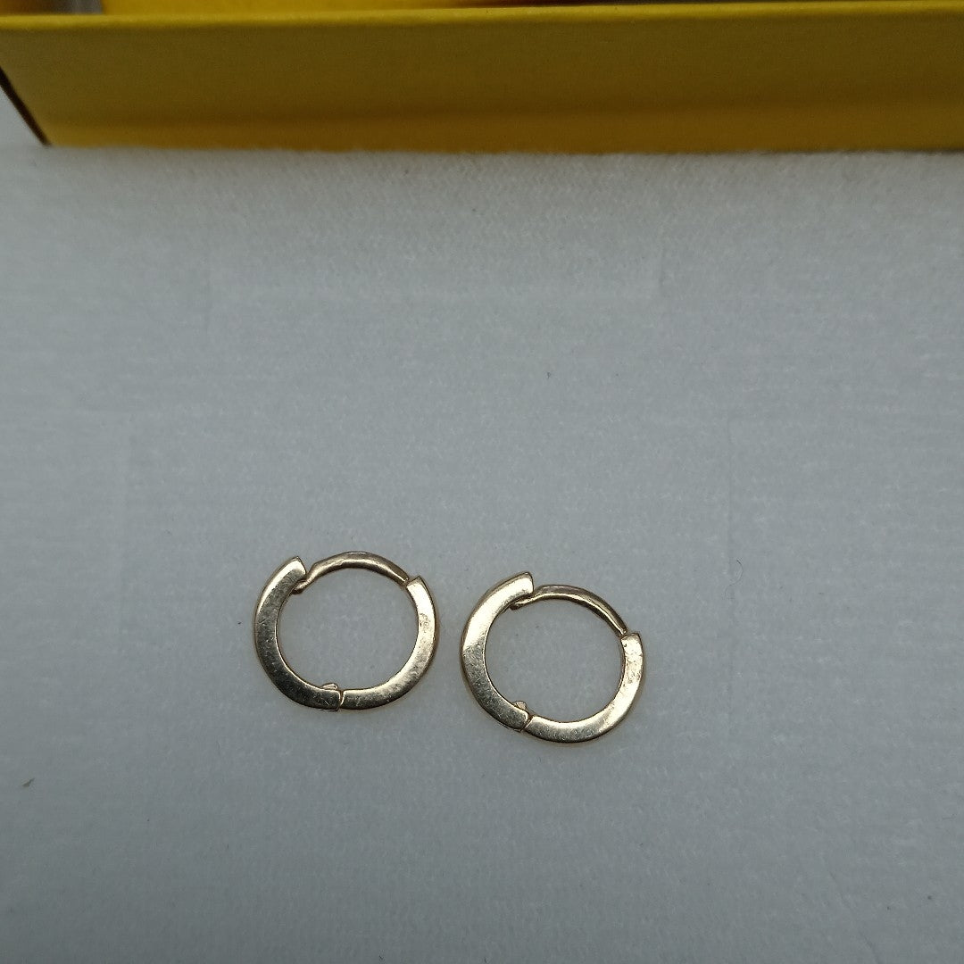 ARETES HUGGIE 14K 1.3 GR (NUEVO)