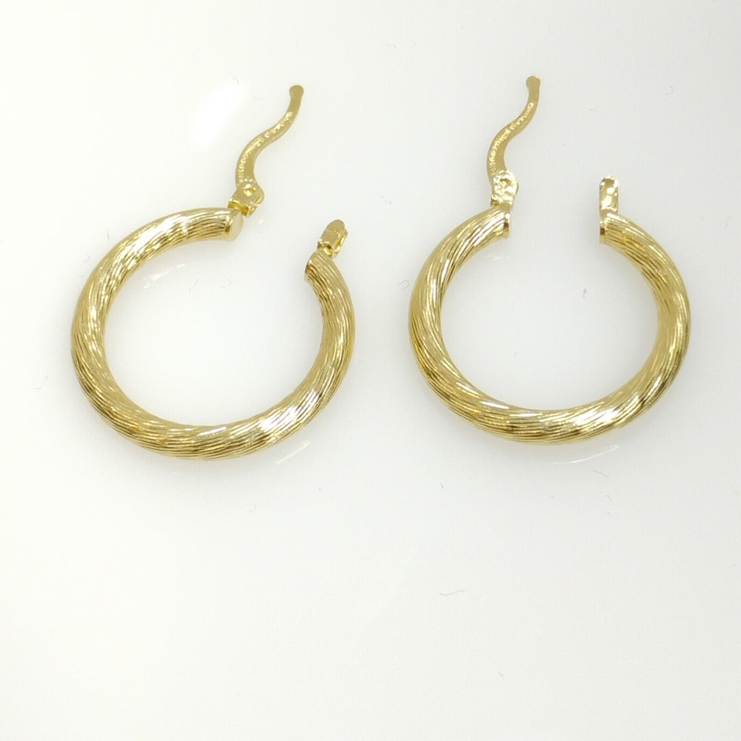 ARETES TEJIDO ARRACADAS ASTRIADAS 14K 3 GR (NUEVO)