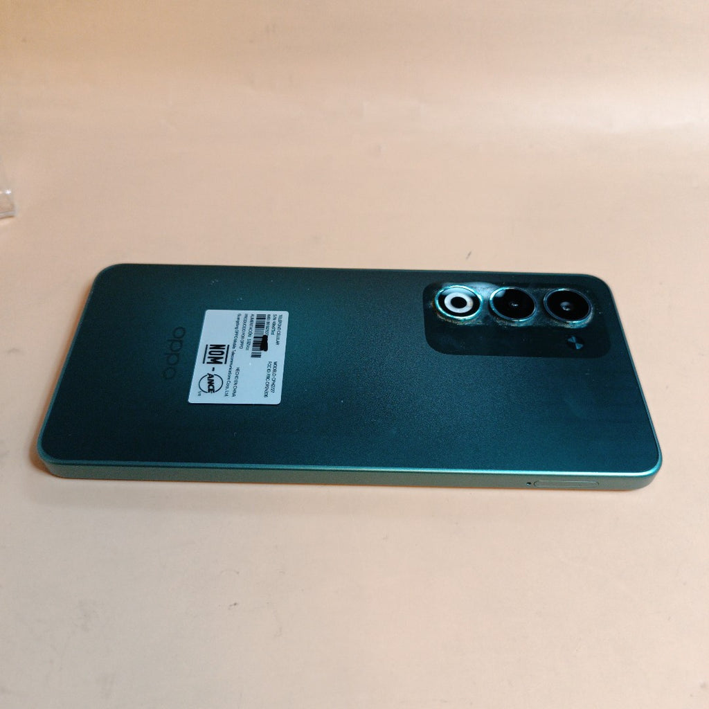 CELULAR OPPO A5 CPH2727 (2025) 256 GB 4 GB RAM (SEMINUEVO)