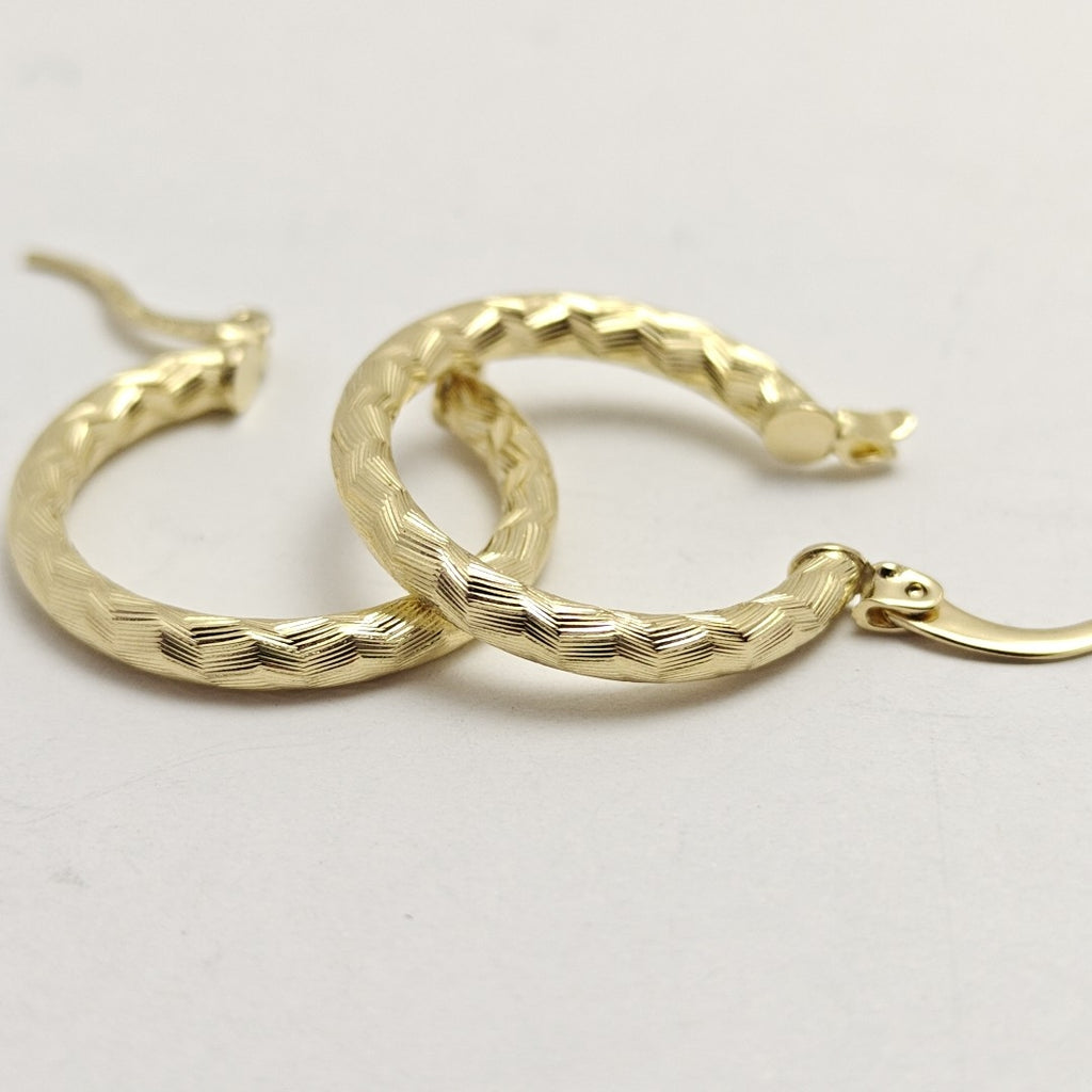 ARETES ARRACADAS LABRADAS 14K 2.1 GR (NUEVO)