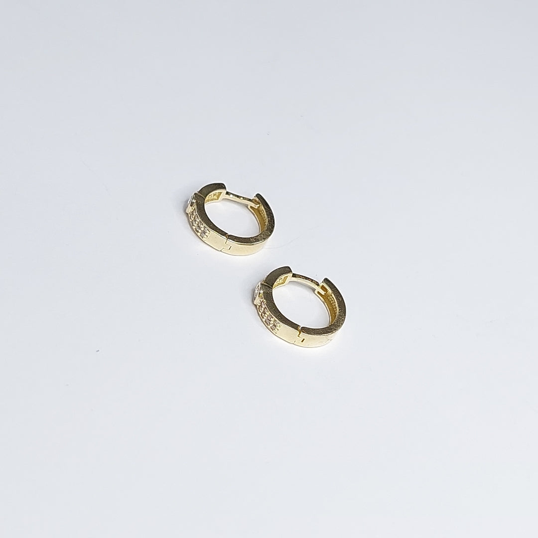 ARETES ARRACADAS C CIRCONIAS 10K 2.7 GR (NUEVO)