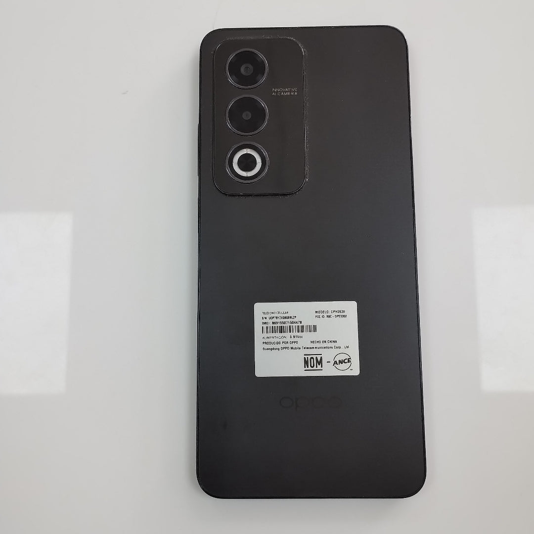 CELULAR OPPO A80 5G CPH2639 (2024) 256 GB 8 GB RAM (SEMINUEVO)