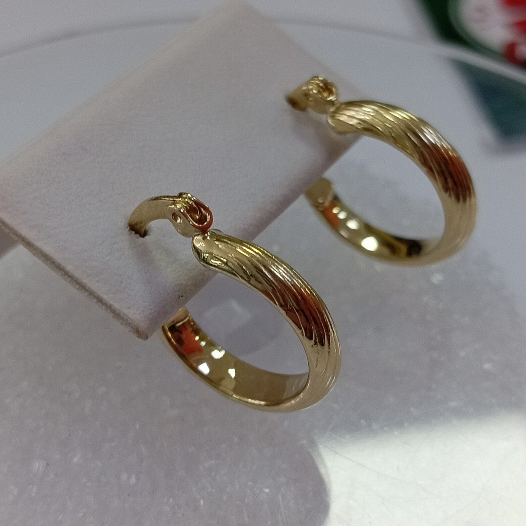 ARETES ARRACADA ASTRIADA 14K 1.6 GR (NUEVO)