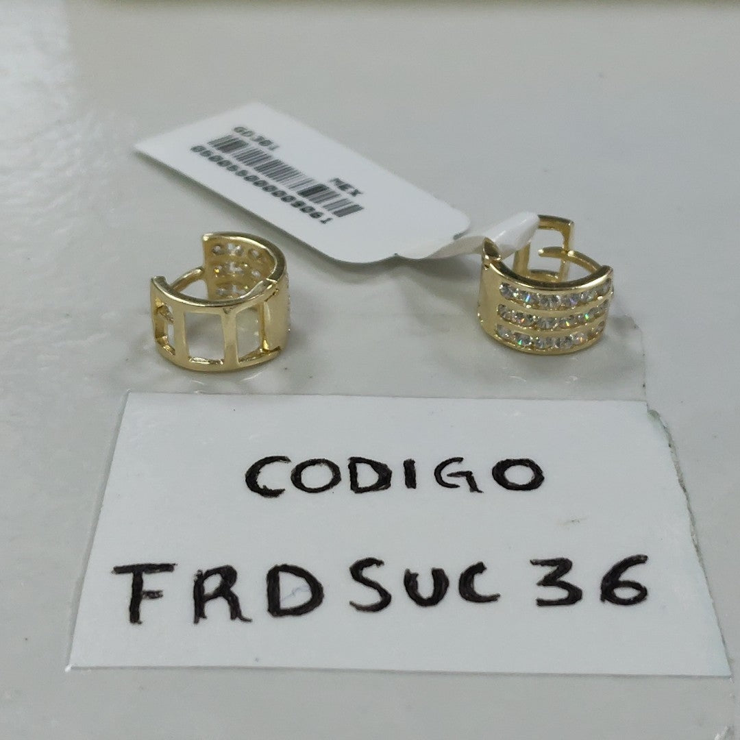 ARETES HUGGIES C CIRCONIA 14K 2.2 GR (NUEVO)