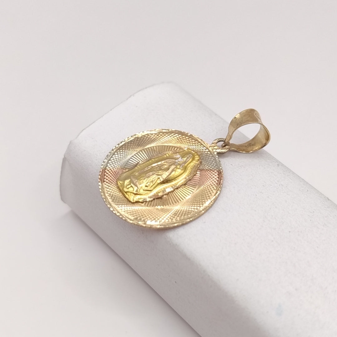 MEDALLA RELIGIOSA ORO 8 K 1.5 GRMS (SEMINUEVO)