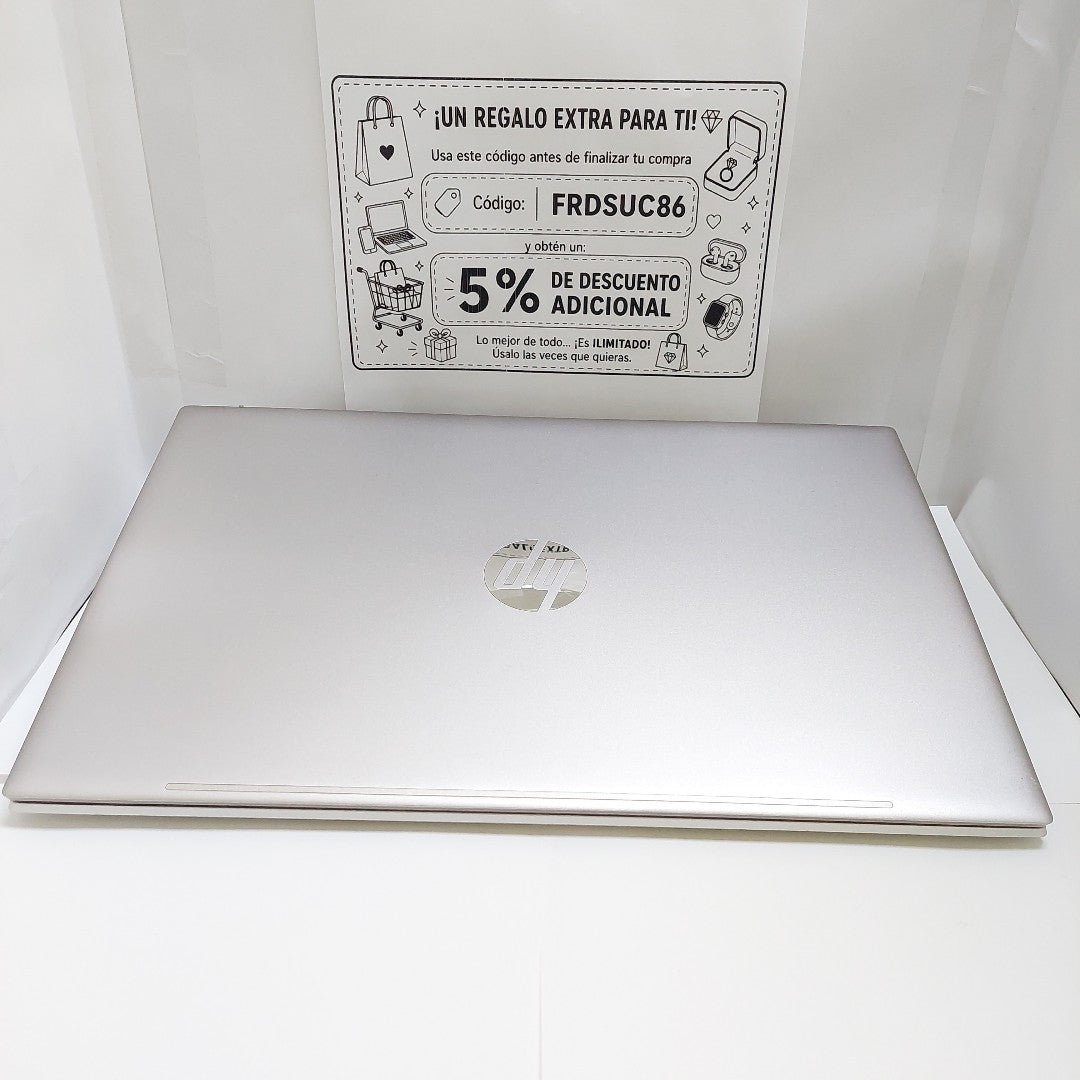 LAPTOP HP PAVILION 15-EH1021LA (2023) 512 GB SSD 8 GB RAM (SEMINUEVO)