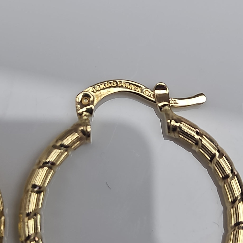 ARETES ARRACADAS LABRADAS 14K 3.2 GR (NUEVO)