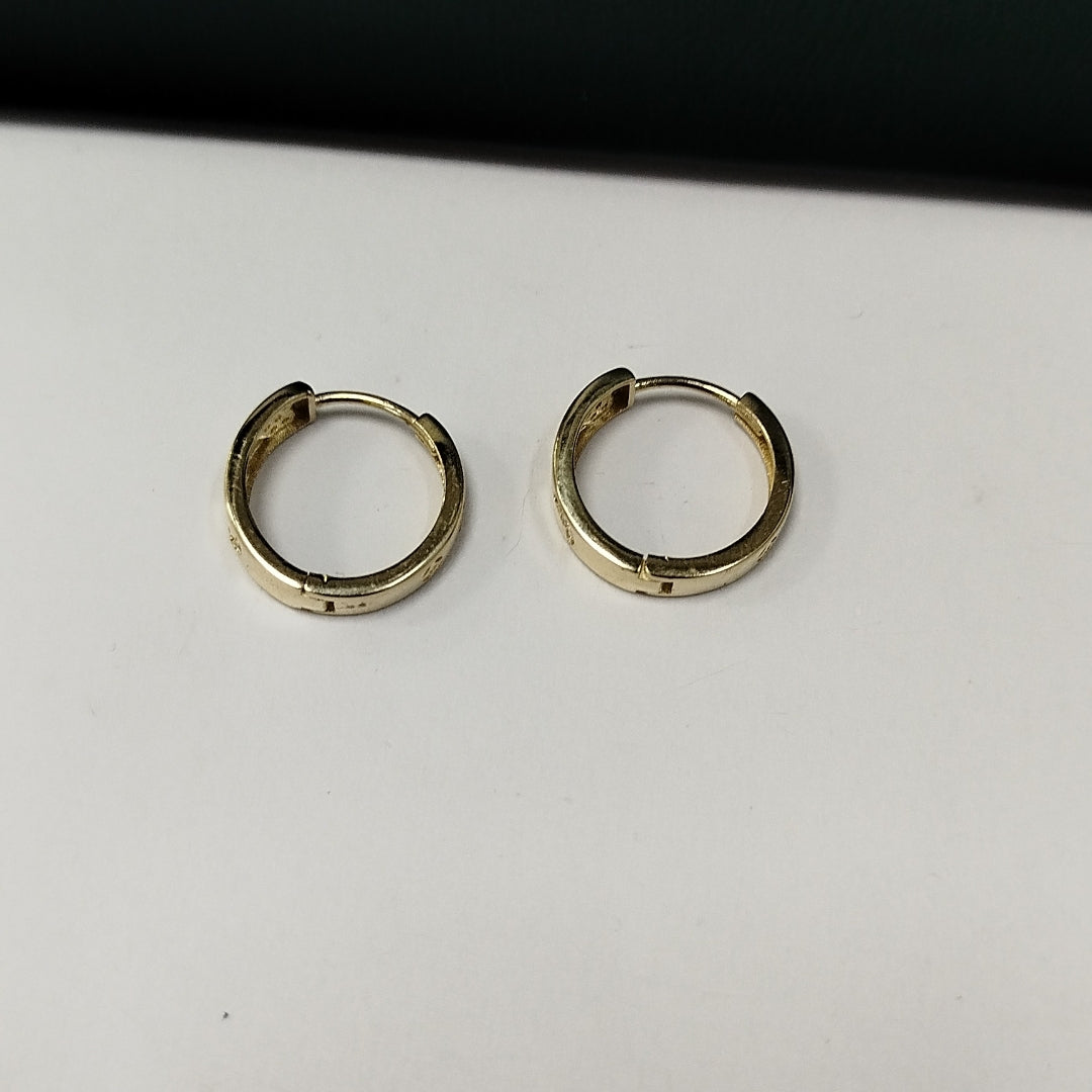 ARETES TEJIDO HUGGIES CON CIRCONIAS 14K 3 GR (NUEVO)