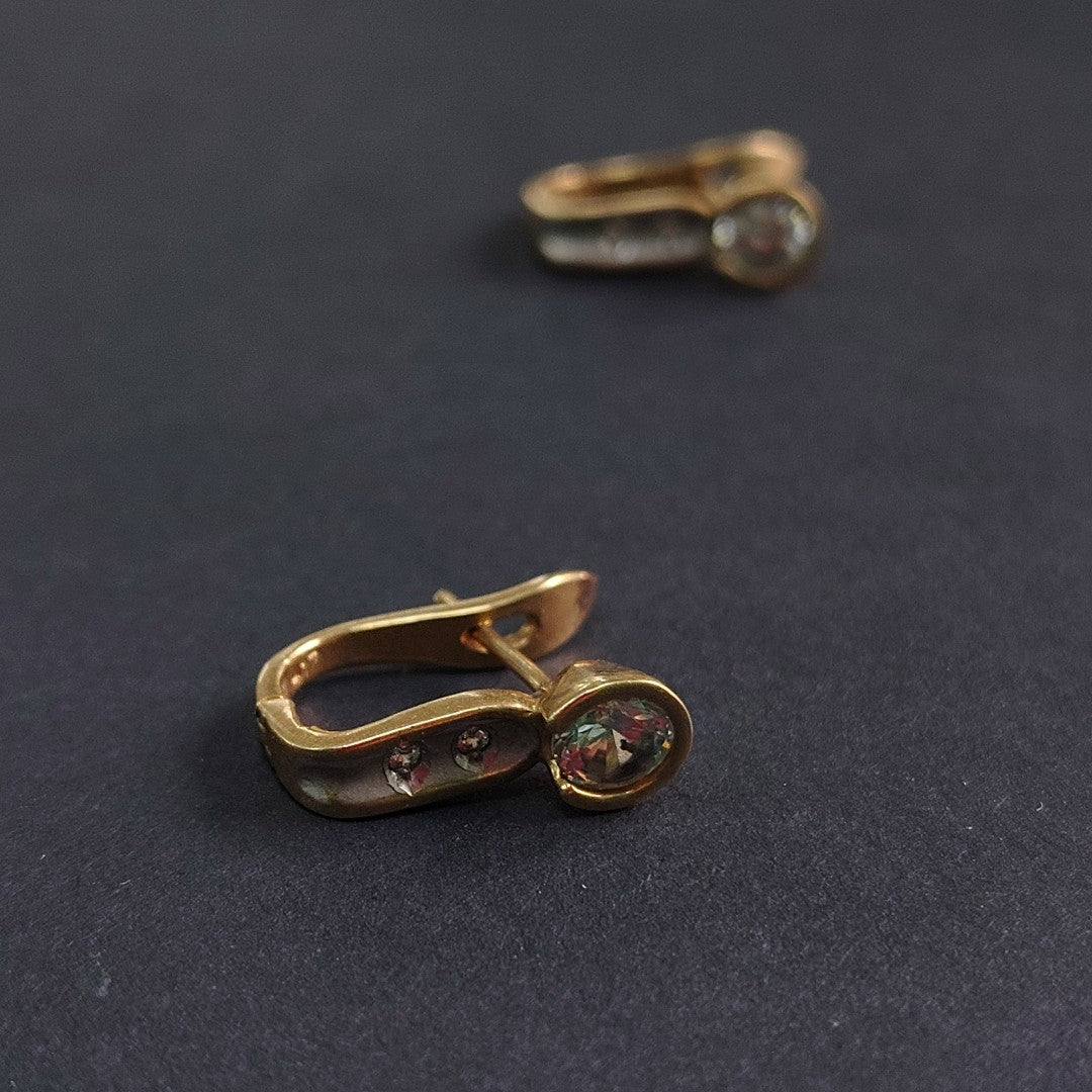 ARETES PAR ORO 10 K 4.2 GRMS (SEMINUEVO)