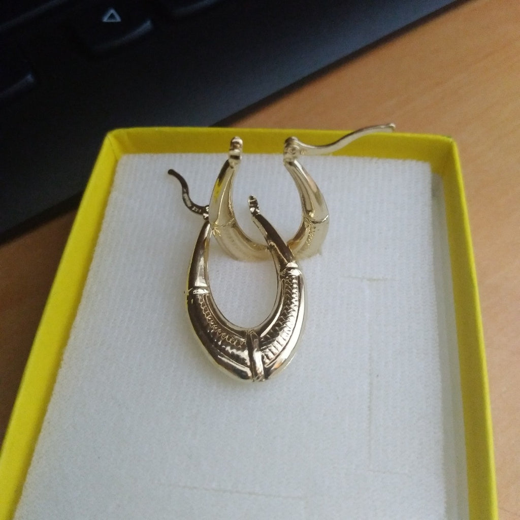 ARETES ARRACADAS ESTRIADAS 14K 2.6 GR (NUEVO)