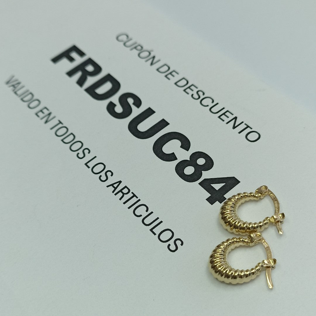 ARETES ARRACADA ESTRIADAS 14K 1.1 GR (NUEVO)