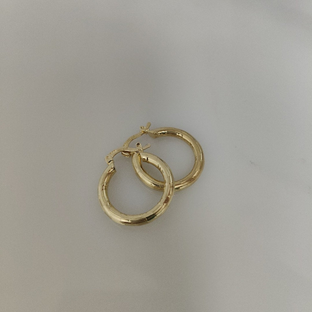 ARETES ARRACADAS 14K 2.7 GR (NUEVO)