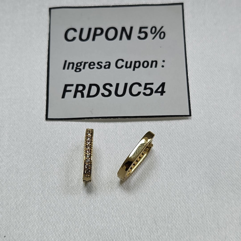 ARETES HUGGIES OVALADA C CIRCONIAS 14K 2.5 GR (NUEVO)
