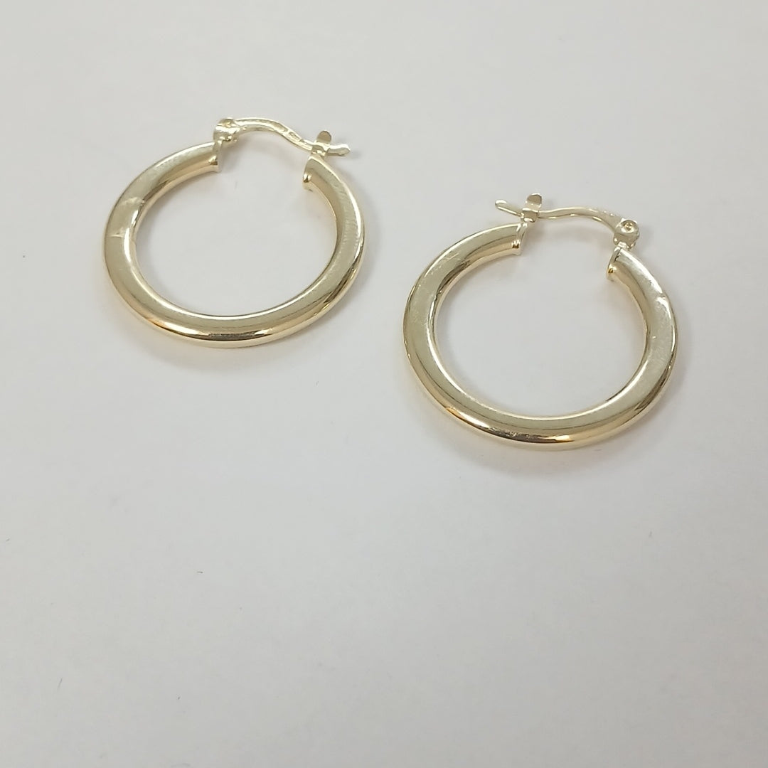 ARETES TEJIDO ARRACADA LISA 14K 2.1 GR (NUEVO)