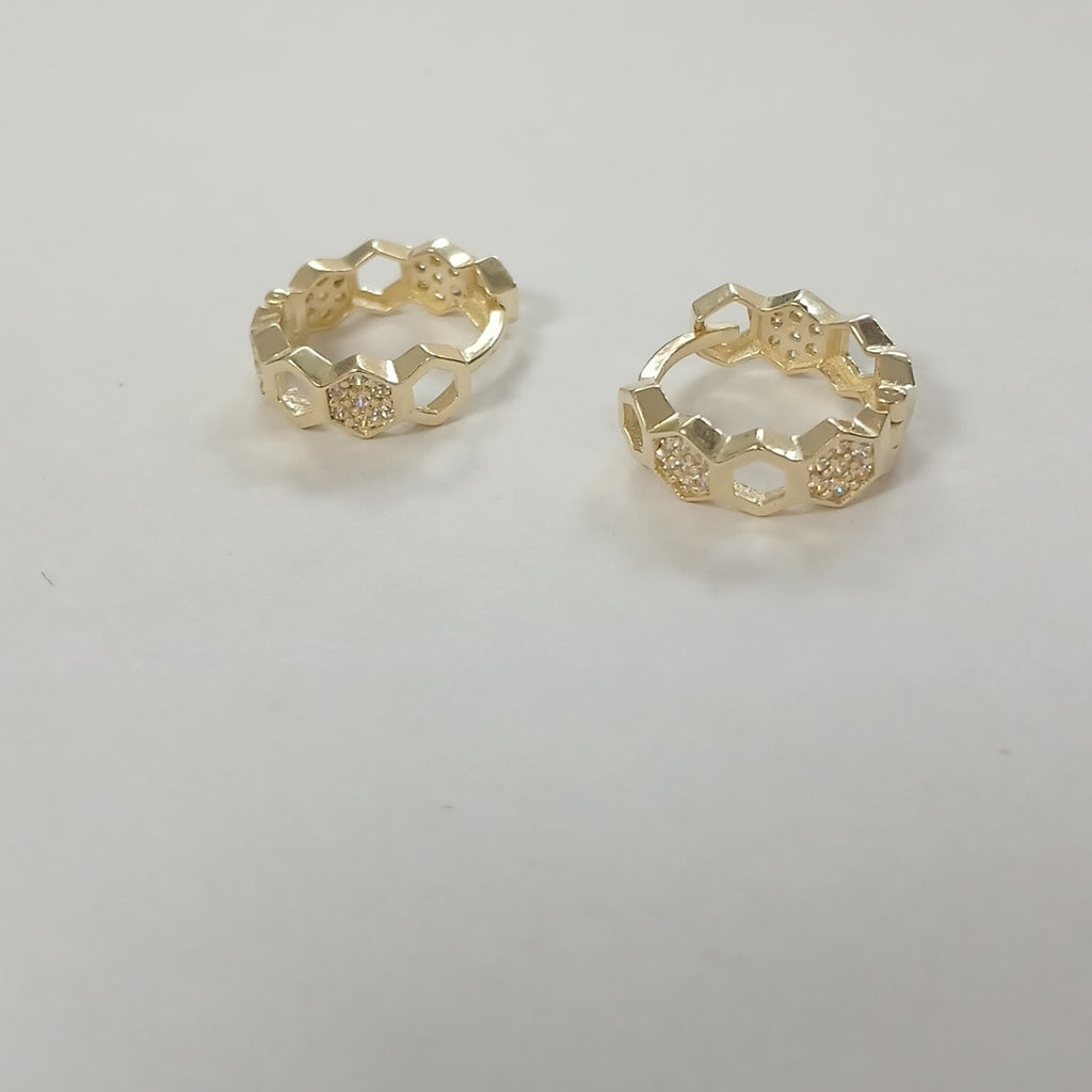 ARETES HUGGIES HEXAGONALES C CIRCONIAS 14K 2.7 GR (NUEVO)