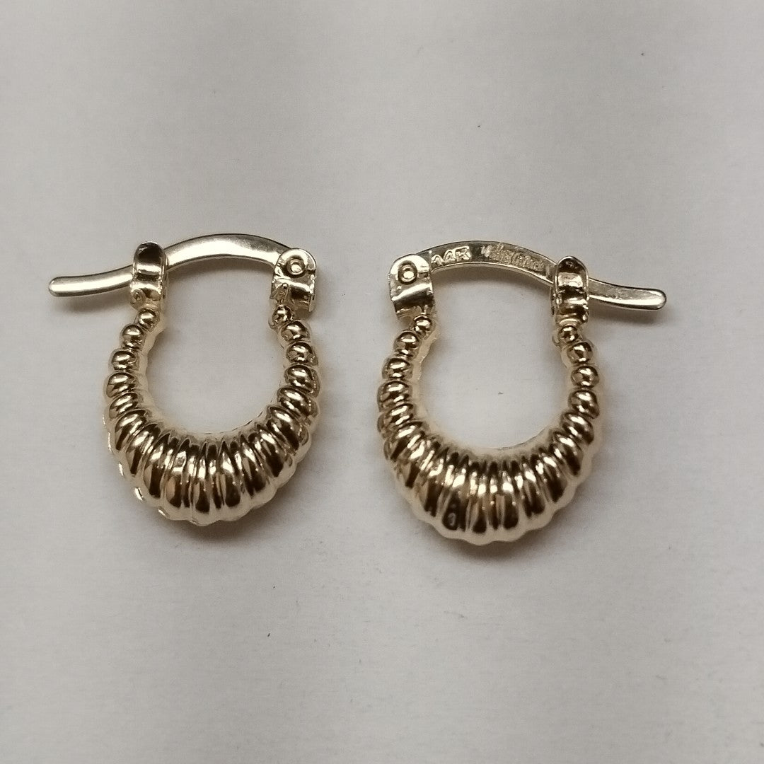 ARETES ARRACADA ESTRIADAS 14K 1.1 GR (NUEVO)