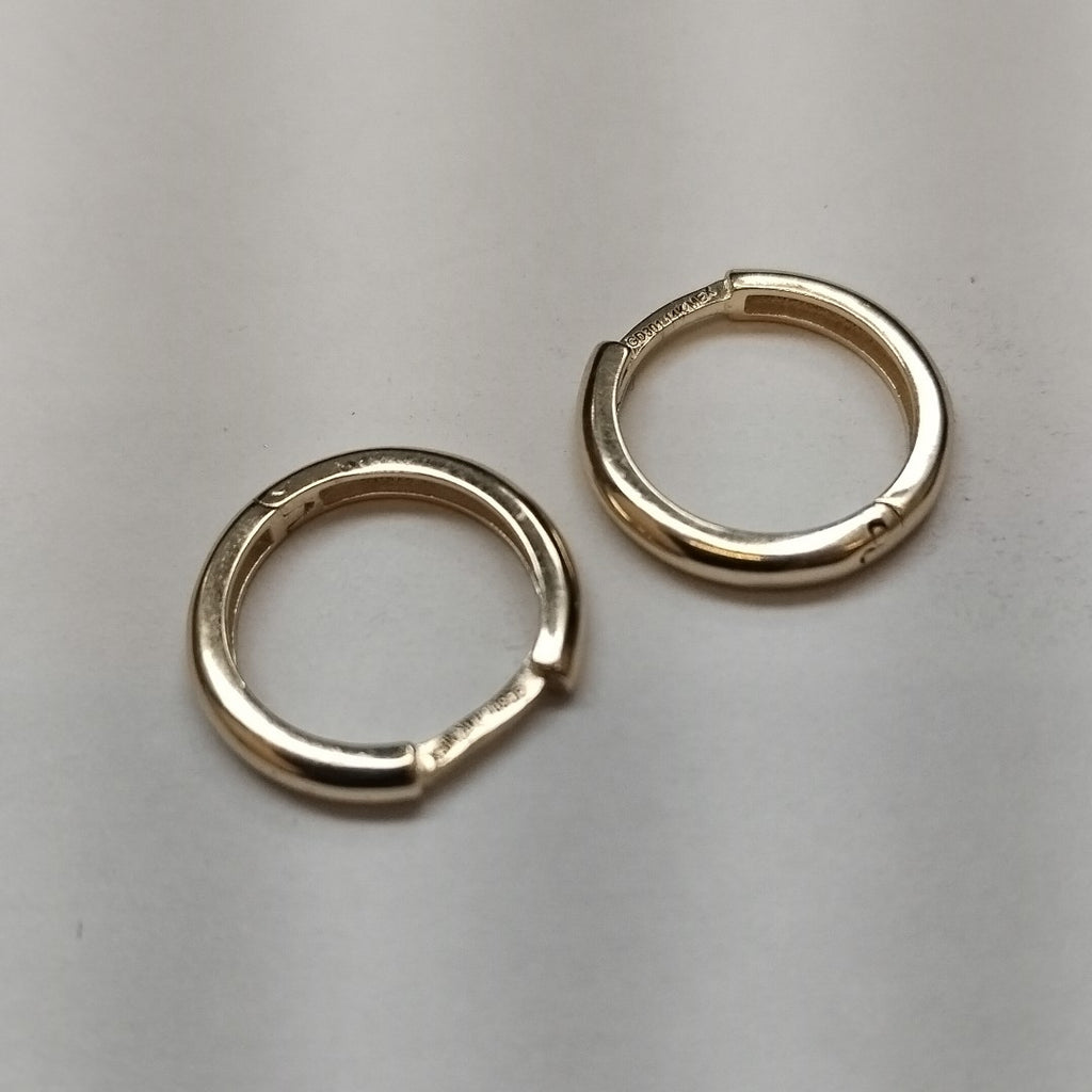 ARETES ARRACADAS LISAS 14K 1.6 GR (NUEVO)