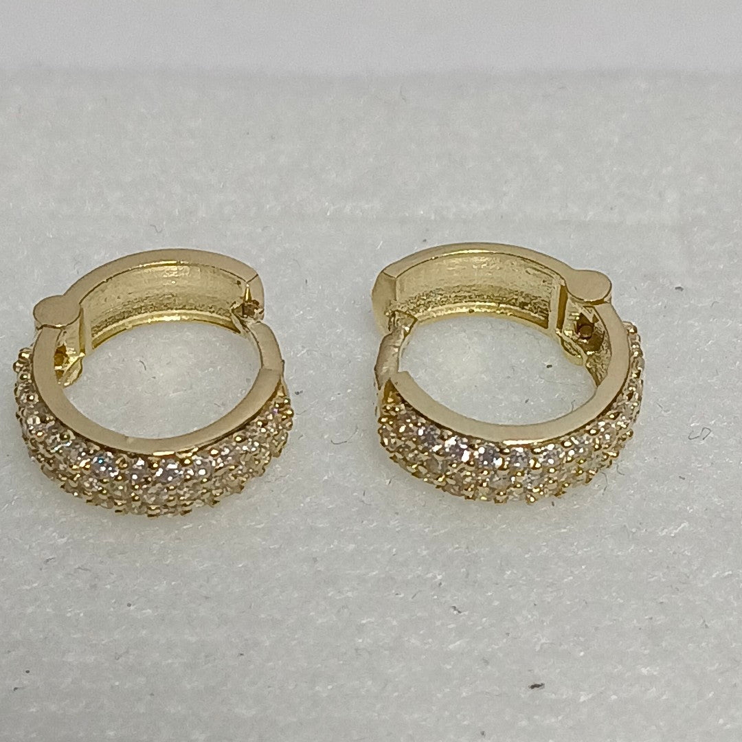 ARETES HUGGIE CON CIRCONIAS 14K 2 GR (NUEVO)