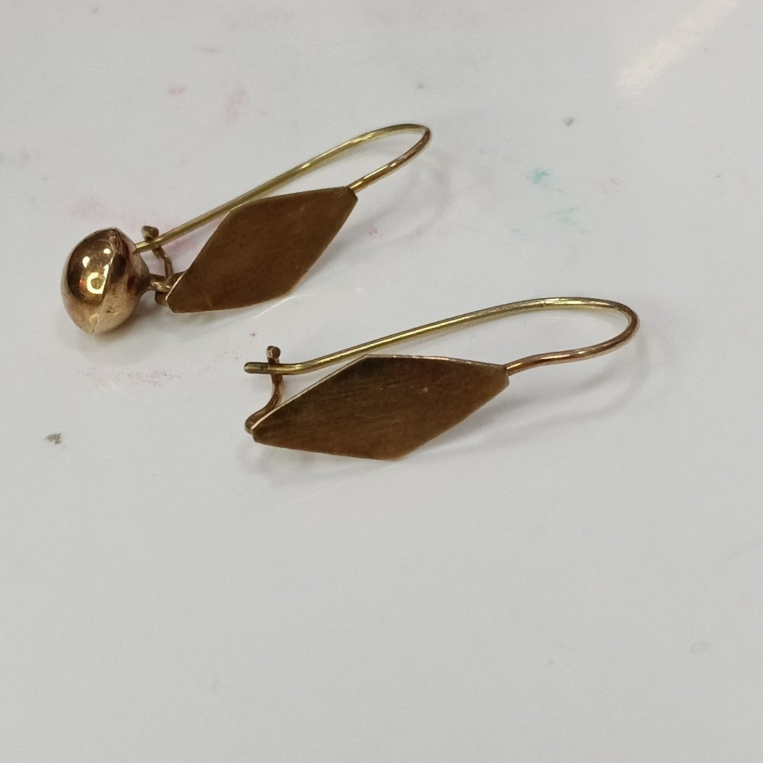 ARETES PAR ORO 8 K 1.6 GRMS (SEMINUEVO)