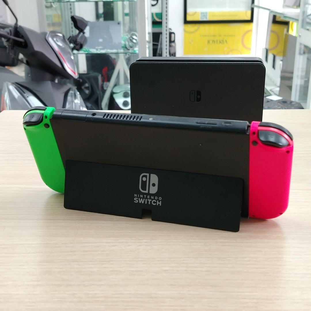 CONSOLA DE VIDEOJUEGO NINTENDO SWITCH OLED 64 GB (SEMINUEVO)