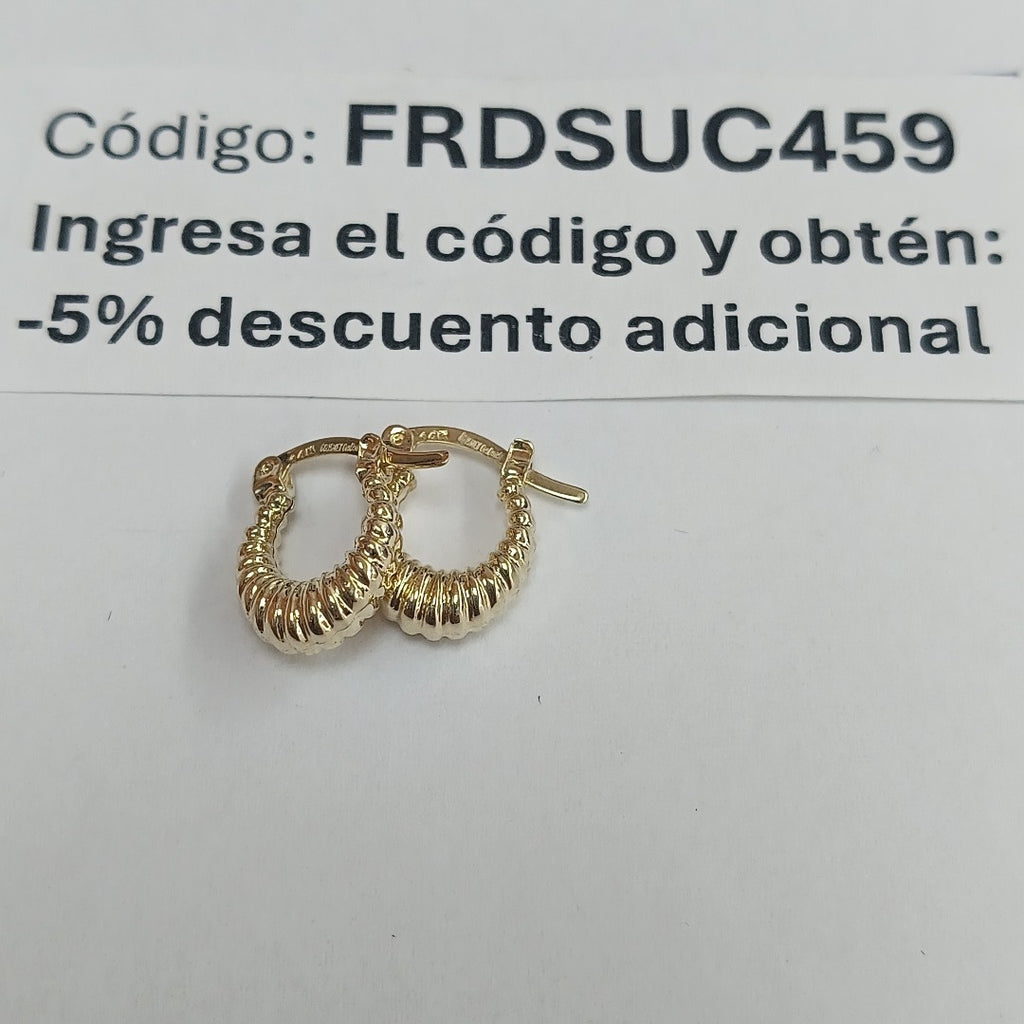 ARETES ARRACADA ESTRIADAS 14K 1.1 GR (NUEVO)