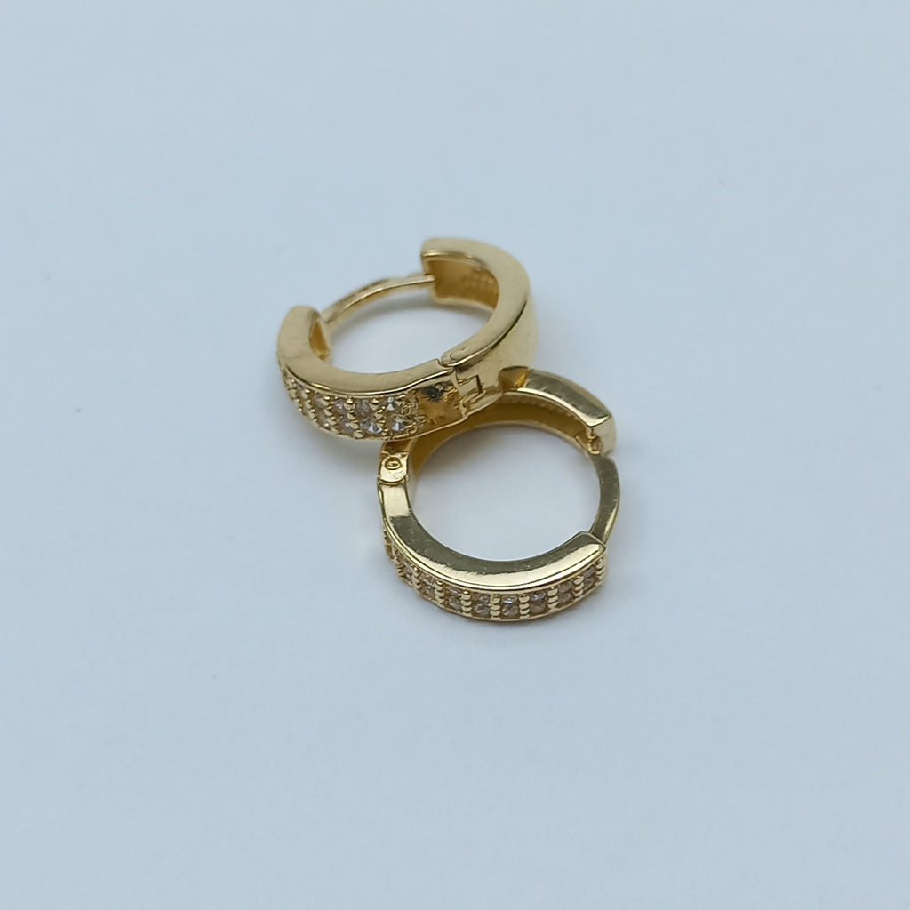 ARETES HUGGIES C CIRCONIAS 14K 2.2 GR (NUEVO)