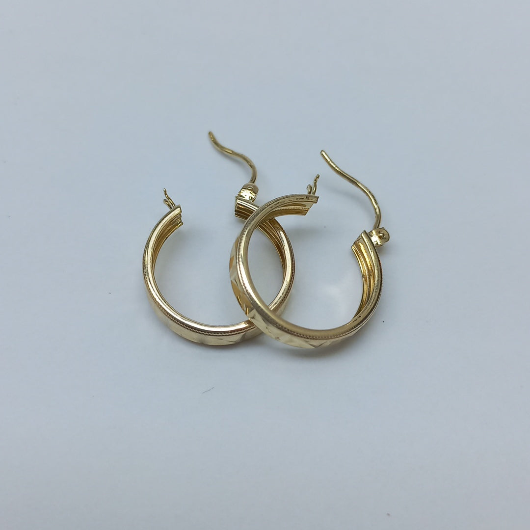 ARETES ARRACADAS LABRADAS 10K 2.1 GR (NUEVO)