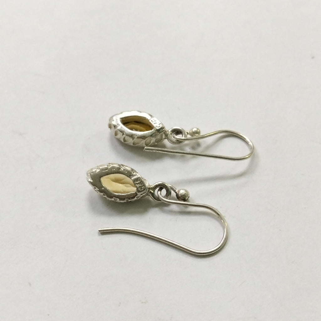 ARETES PAR PLATA 2.8 GRMS (SEMINUEVO)