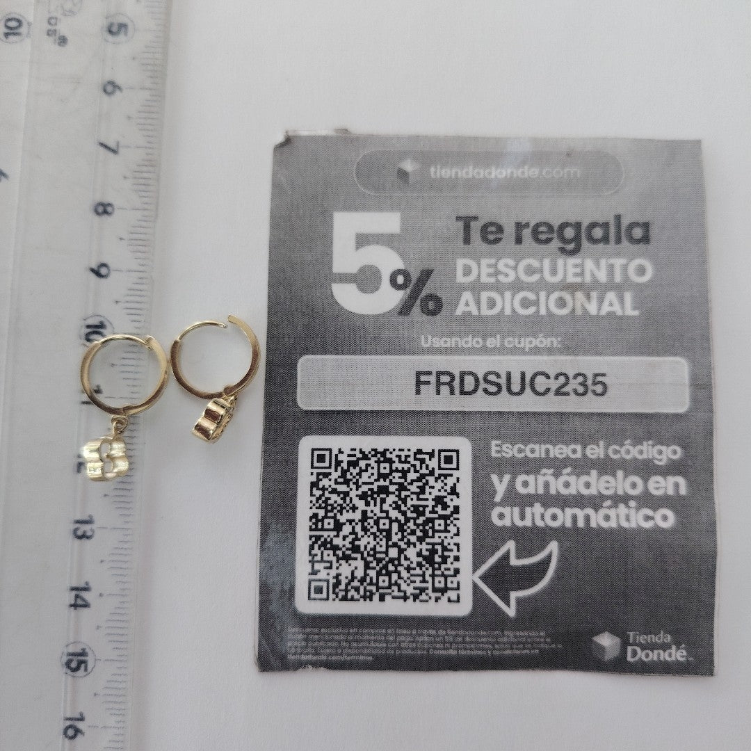 ARETES ARRACADAS CON DIJE 14K 2.3 GR (NUEVO)