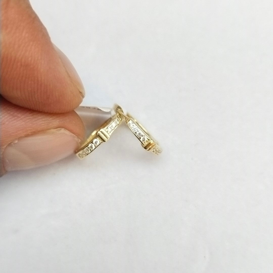 ARETES HUGGIES C CIRCONIA 14K 1.9 GR (NUEVO)