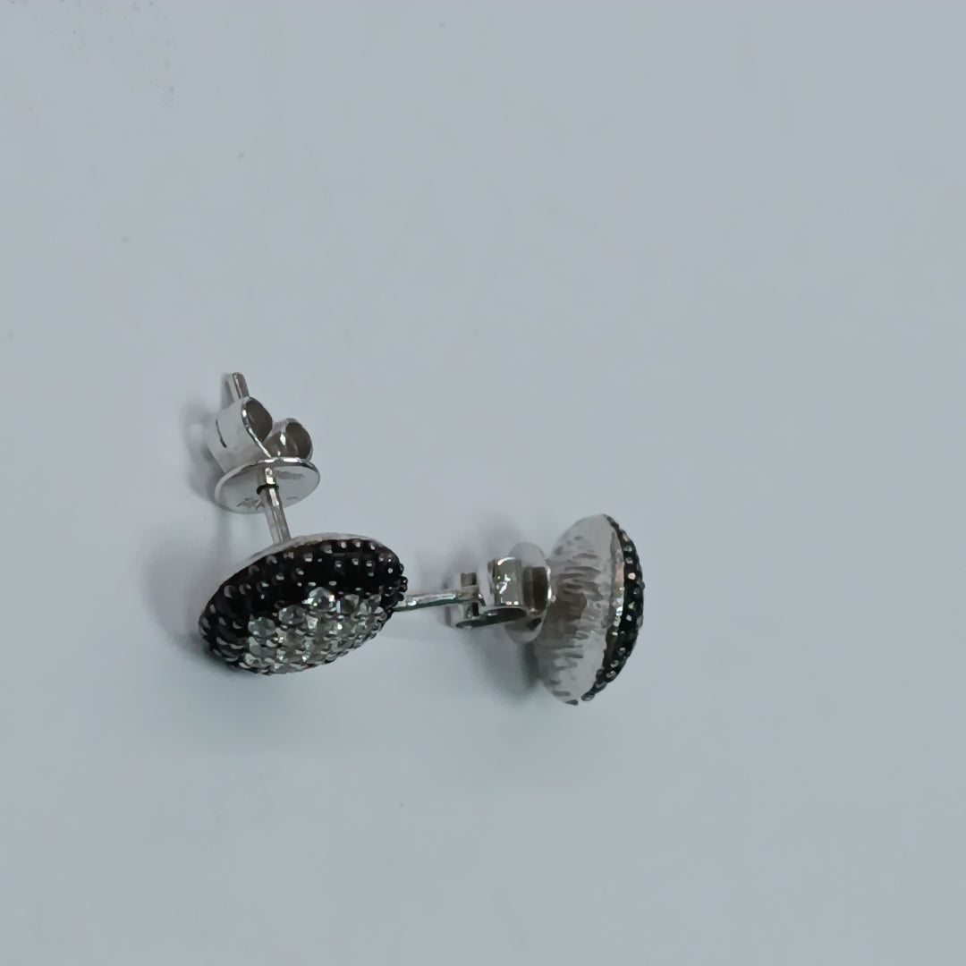 ARETES PAR ORO BLANCO 14 K 2,30 GRMS (SEMINUEVO)