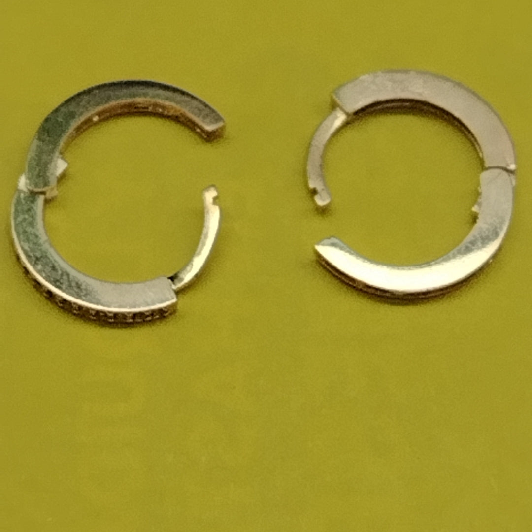 ARETES ARRACADAS CON CIRCONIAS 14K 1.2 GR (NUEVO)