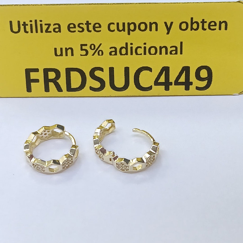 ARETES HUGGIES HEXAGONALES C CIRCONIAS 14K 2.7 GR (NUEVO)