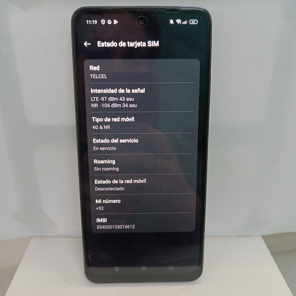 CELULAR OPPO A80 5G CPH2639 (2024) 256 GB 8 GB RAM (SEMINUEVO)