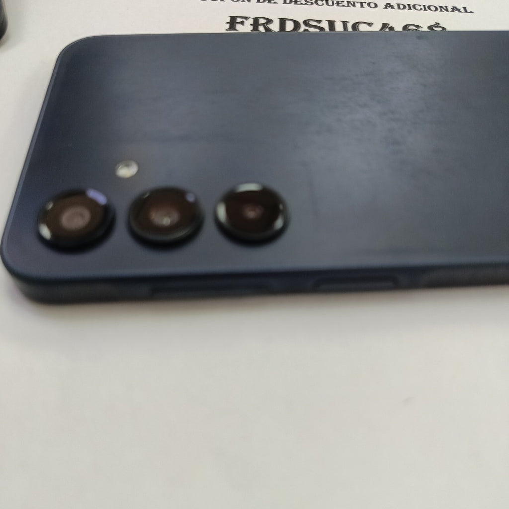 CELULAR SAMSUNG GALAXY A16 SM-A165M (2024) 128 GB 4 GB RAM (SEMINUEVO)