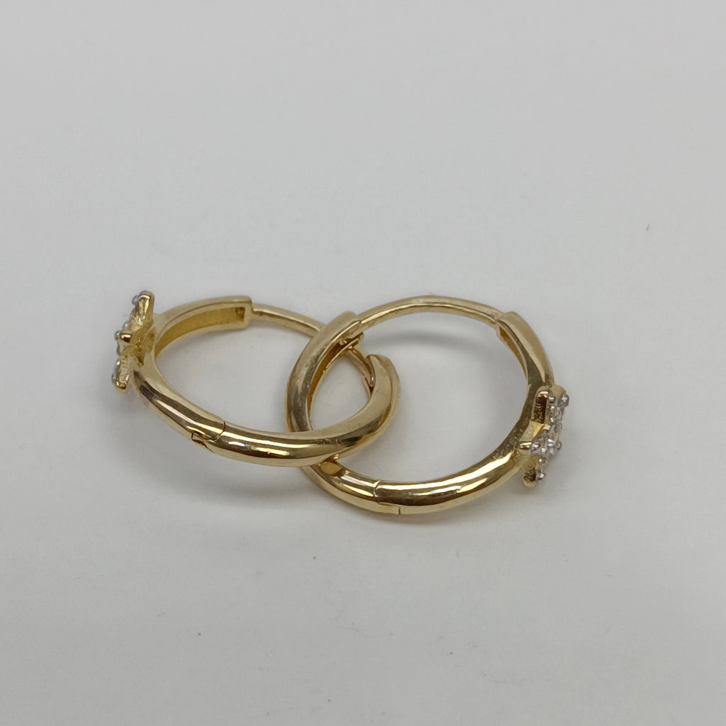 ARETES ARRACADAS FIG ESTRELLA CIRCONIAS 10K 1.6 GR (NUEVO)
