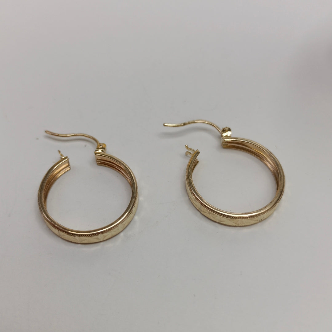 ARETES ARRACADAS LABRADAS 10K 2.3 GR (NUEVO)
