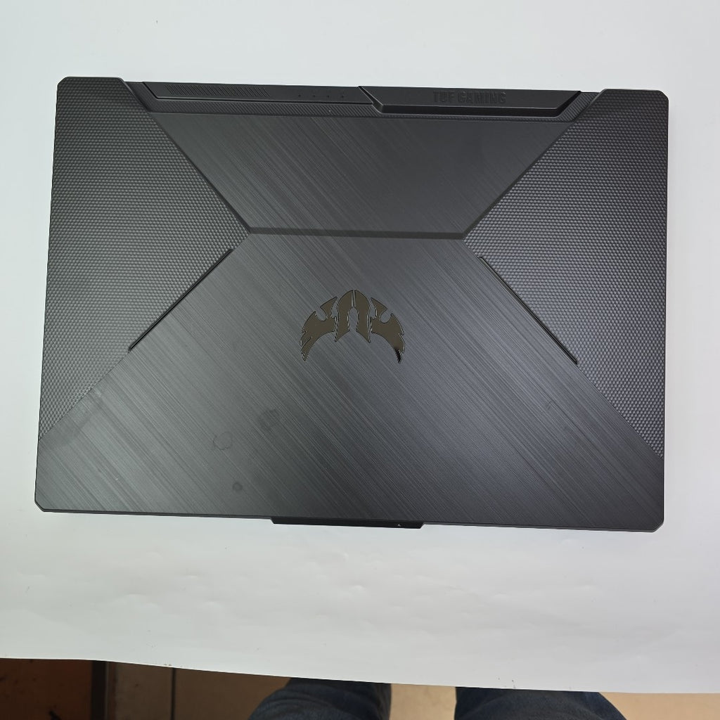 LAPTOP ASUS TUF GAMING F15 FX506LH-HN082W (2022) 512 GB SSD 8 GB RAM (SEMINUEVO)