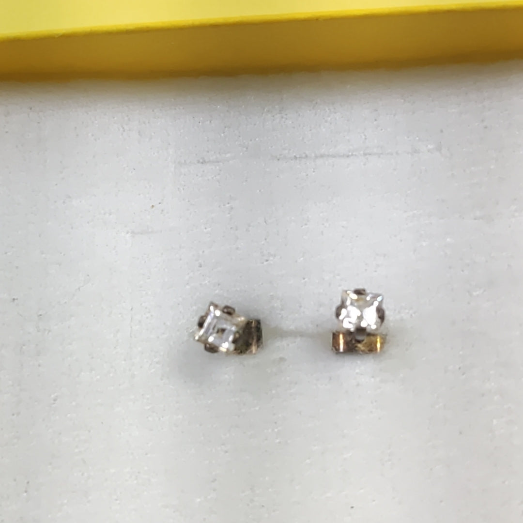 BROQUELES PAR ORO 14 K 0.8 GRMS (SEMINUEVO)
