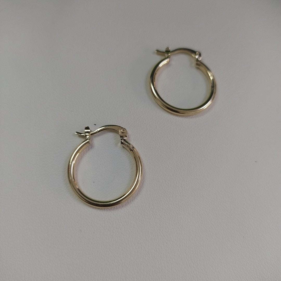 ARETES TEJIDO ARRACADAS LISAS 14K 1.2 GR (NUEVO)