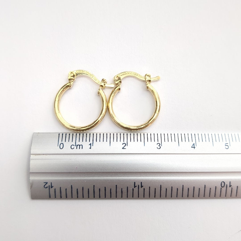 ARETES ARRACADAS ESTRIADAS 14K 1.4 GR (NUEVO)