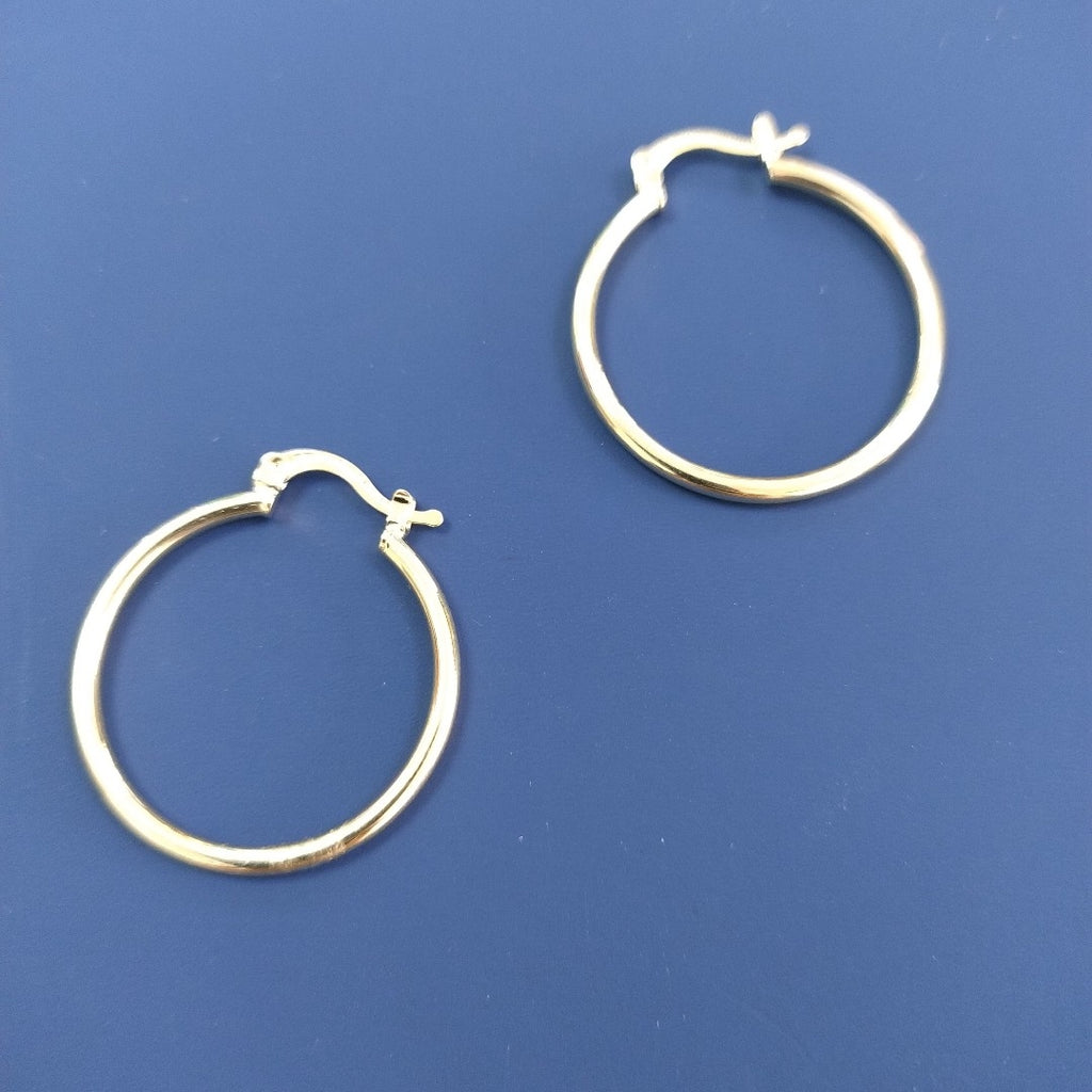 ARETES TEJIDO ARRACADAS LISAS 14K 1.5 GR (NUEVO)