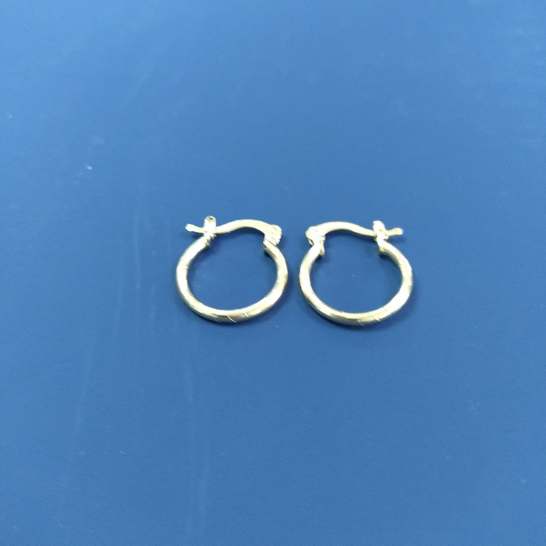 ARETES ARRACADAS ESTRIADAS 14K 1.4 GR (NUEVO)