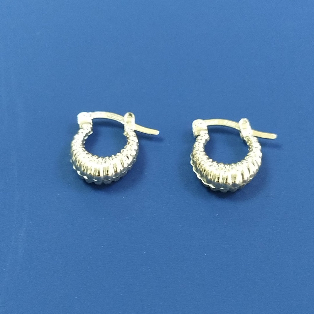 ARETES ARRACADA ESTRIADAS 14K 1.1 GR (NUEVO)