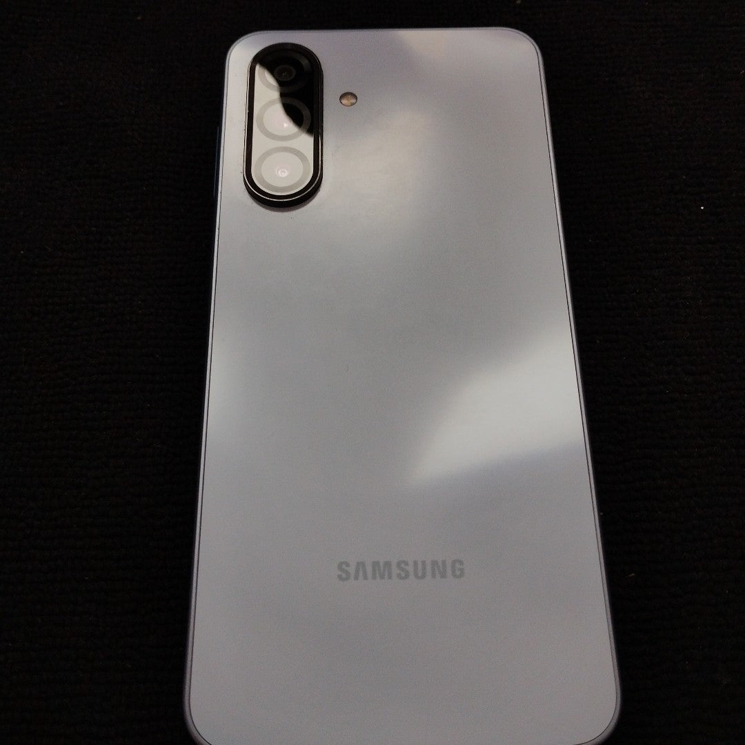 CELULAR SAMSUNG GALAXY A17 SM-A175F (2025) 128 GB 4 GB RAM (SEMINUEVO)