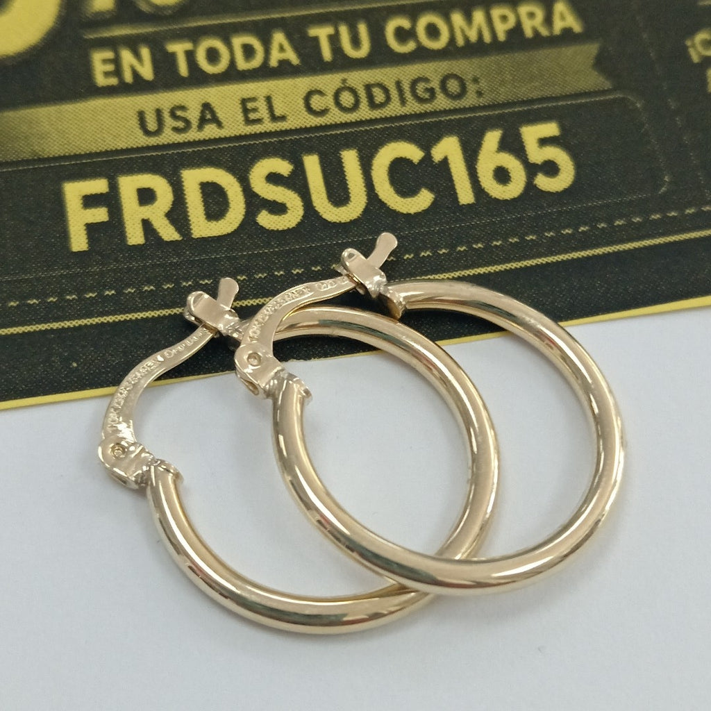 ARETES TEJIDO ARRACADAS LISAS 14K 1.1 GR (NUEVO)
