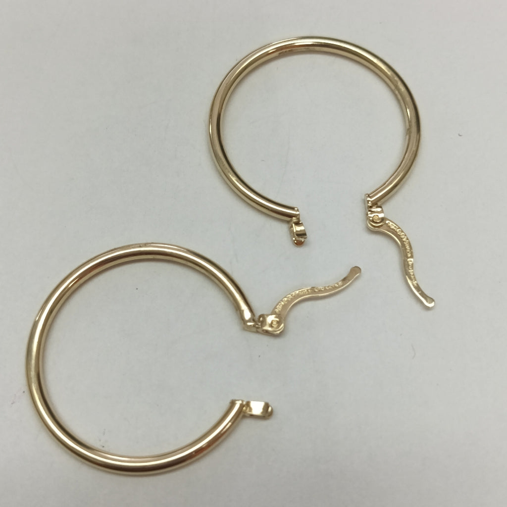 ARETES TEJIDO ARRACADAS LISAS 14K 1.5 GR (NUEVO)