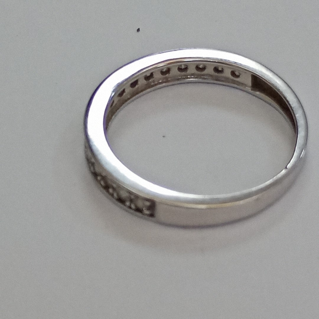 ANILLITO ORO BLANCO 14 K 1.8 GRMS (SEMINUEVO)