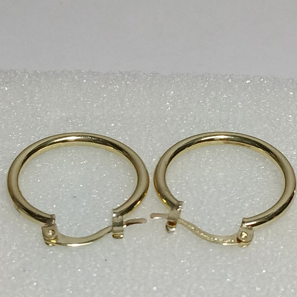 ARETES TEJIDO ARRACADAS LISAS 14K 1.2 GR (NUEVO)